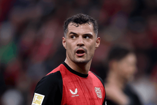 启远网  TA：扎卡已告知勒沃库森，他只想加盟桑德兰希望转会尽快敲定